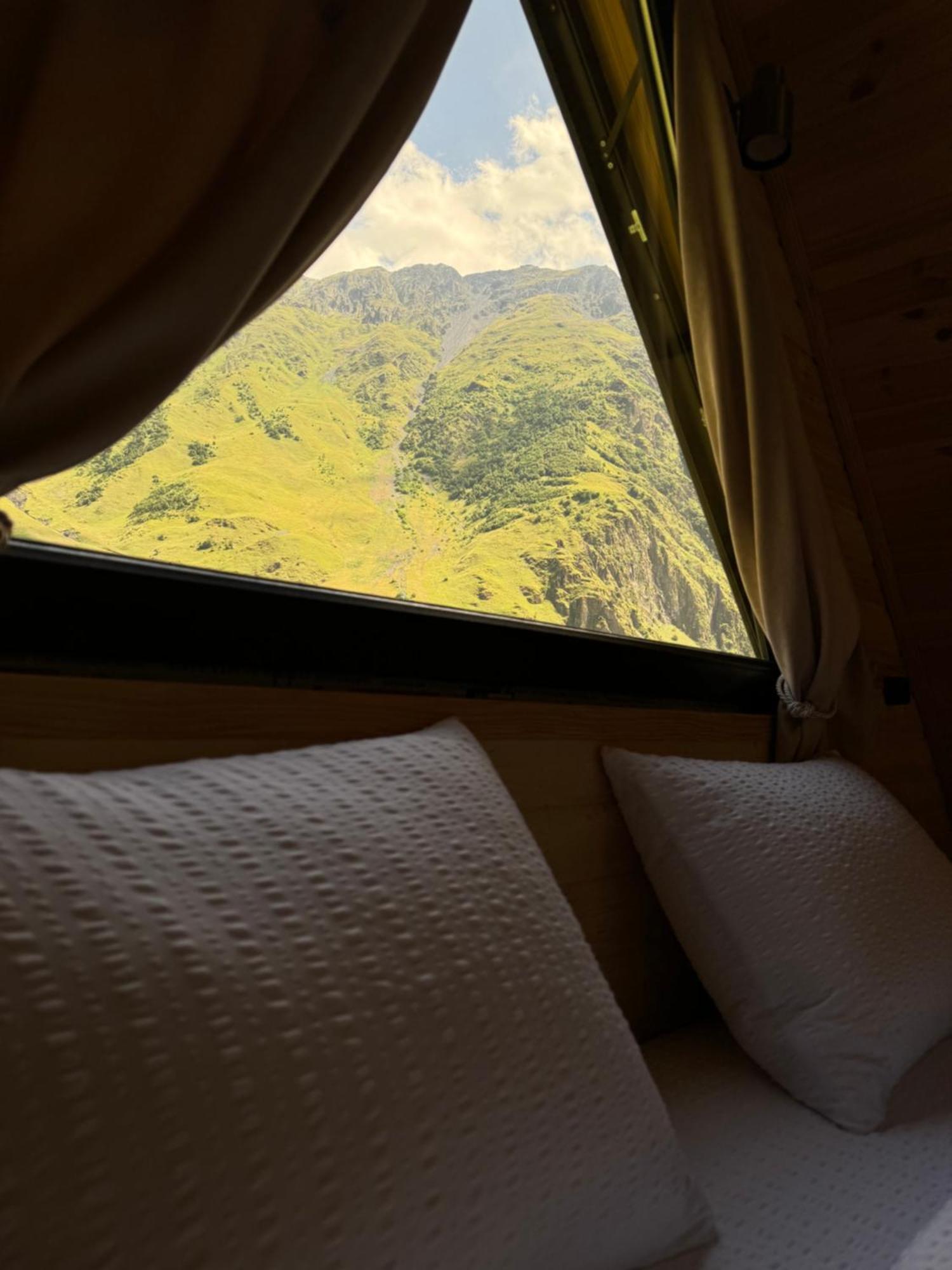 Outdoor Cottages Kazbegi מראה חיצוני תמונה